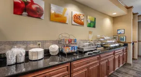 Quality Inn Greenville North - Image 5