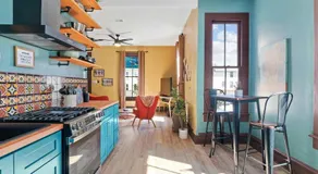 Historic French Royal Estate Near Capitol & UT Perfect Austin Getaway - Image 4