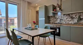 Dolce 2 bedrooms Apartment Milano 2mins to Rho Fiera & 25mins to Duomo Centre & 100m to Metro - Image 4