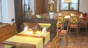 Ellenbergs Restaurant & Hotel - Image 5
