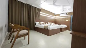 Hotel Chendura - Image 2