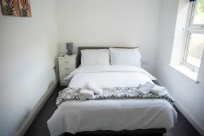 Amazing 1 bed flat in Bedford - Image 2