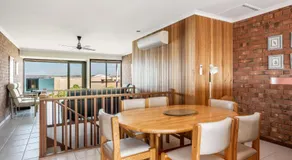 \"Southern Sands\" Port Elliot Beachfront Apartment - Image 4