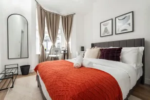 Modern 4bedroom City Home Near LFC - Image 2