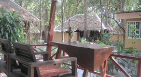 JJ Beach Resort & JJ Seafood - Image 4