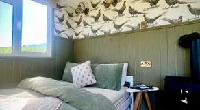 Cabin on the Moors - Image 2