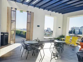 StaysPro - Cityscape Luxury Rental Homes in the Heart of Los Angeles - Image 4