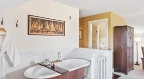Ravenscroft Inn - Image 3