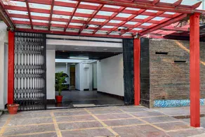 Super Townhouse Oak Hotel Banjara Hill Formerly Prime Stays - Image 2