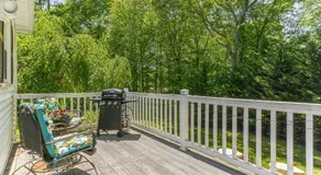 Cozy Bungalow Just Minutes from Mystic, Westerly Beaches, Boating and Casinos! bungalow - Image 4
