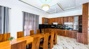 Omar Villa - Image 4