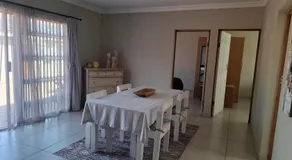 CE Guesthouse - Image 4