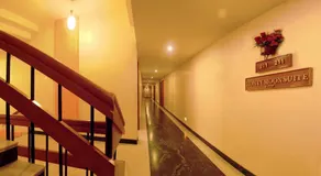 Hotel Grand Palace - Image 4