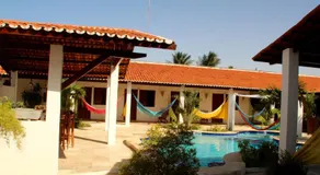 Pousada Califórnia Tia Lia - Image 2
