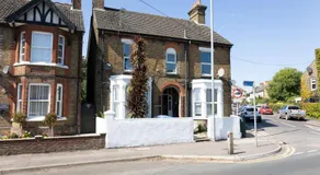 Chalkwell Aparthotel Short & Long Stays Welcome, Leisure , Relocation , Business Stays , Contractors - Image 5