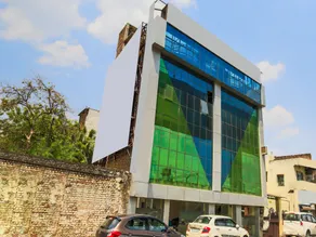 OYO 35652 Hotel Baba Genext - Image 5