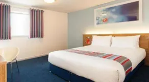 Travelodge Bangor - Image 5