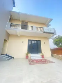 The White Flower Homestay - Image 5