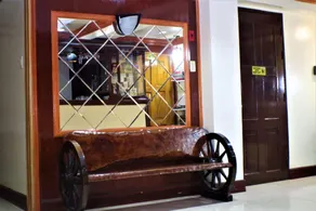 ZEN Rooms Vest Grand Suites Bohol - Image 5
