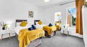 6 Bed Contractor Long term Stay Central Parking - Image 2