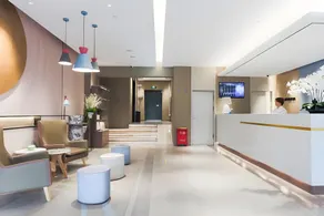 Home Inn Neo Urumqi Beimen Metro Station - Image 2