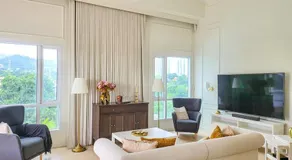 The Suite- Luxurious City Skyline - Image 2