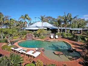 Four Winds Villas - Image 2