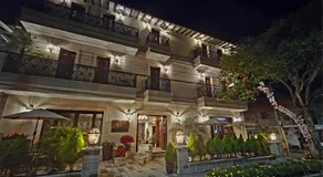 WR Boutique Hotel - Image 5