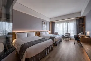  Grand Banyan Hotel  - Image 2