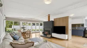 La Plage Portsea - Image 2