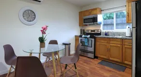 Modern Oasis Studio - near LAX, SoFi, USC, DTLA - Image 4