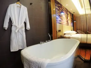 Muyra Hotel Shanghai - Image 5