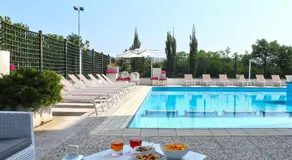 Park Hotel - Image 2
