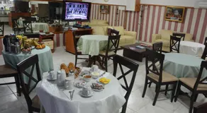 Hotel Loutraki - Image 3