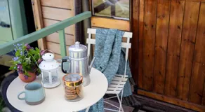 The Hoot Romantic Glamping - Image 4