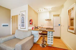 Chase Suites - Image 2