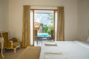 Royal Emirates Resort & Spa - Image 2