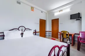 SPOT ON 61105 Hotel Rajhans - Image 3