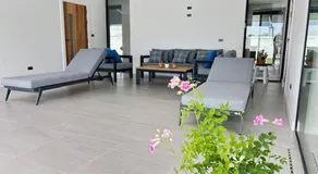 Luxurious Bed Breakfast Stay in Unique Villa - Image 4
