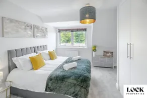 Family & Contractor Friendly 3 bed house Sleeps 8 in Maidenhead - Image 2