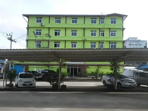 Sadudee Mansion - Image 3
