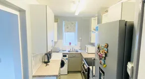 London Studio - Image 2