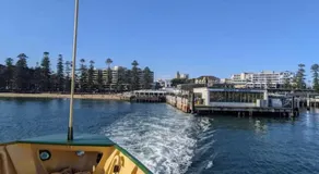 Stylish Manly Beachfront Apartment with Harbour Views & Free Parking - Image 5