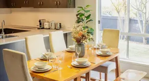 Nora Poolhouse, Peaceful Stay near all Essentials - Image 3