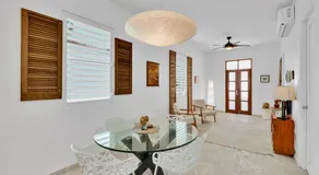 Seaside Caribbean Comfort - Between Beach and City - Image 3