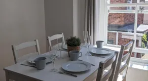 Riverside Apartment York - Image 4