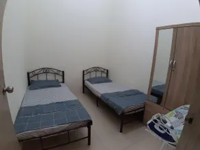 ORCHIDD HOMESTAY GAMBANG - Image 3
