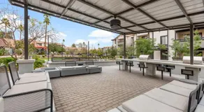 Modern Tempe 2BR Stay for 7 Pools Fitness Center - Image 4