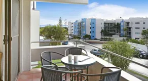 Warroo Apartments - Image 2