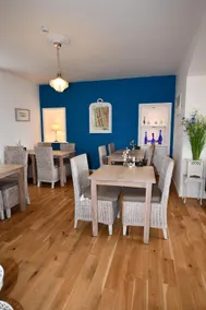 No. 98 Boutique Hotel - Image 4